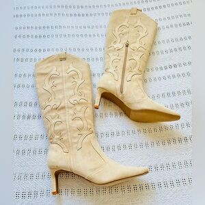 Coconuts by Matisse Cream Heeled western Boots